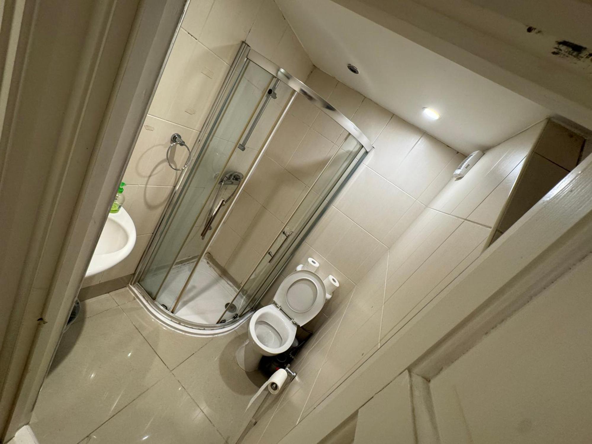 Cozy Rooms Near Central Londra Esterno foto