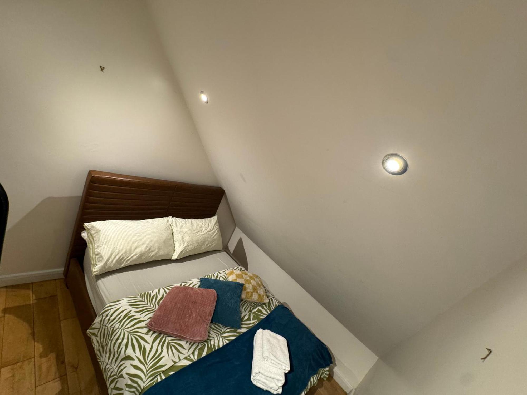 Cozy Rooms Near Central Londra Esterno foto