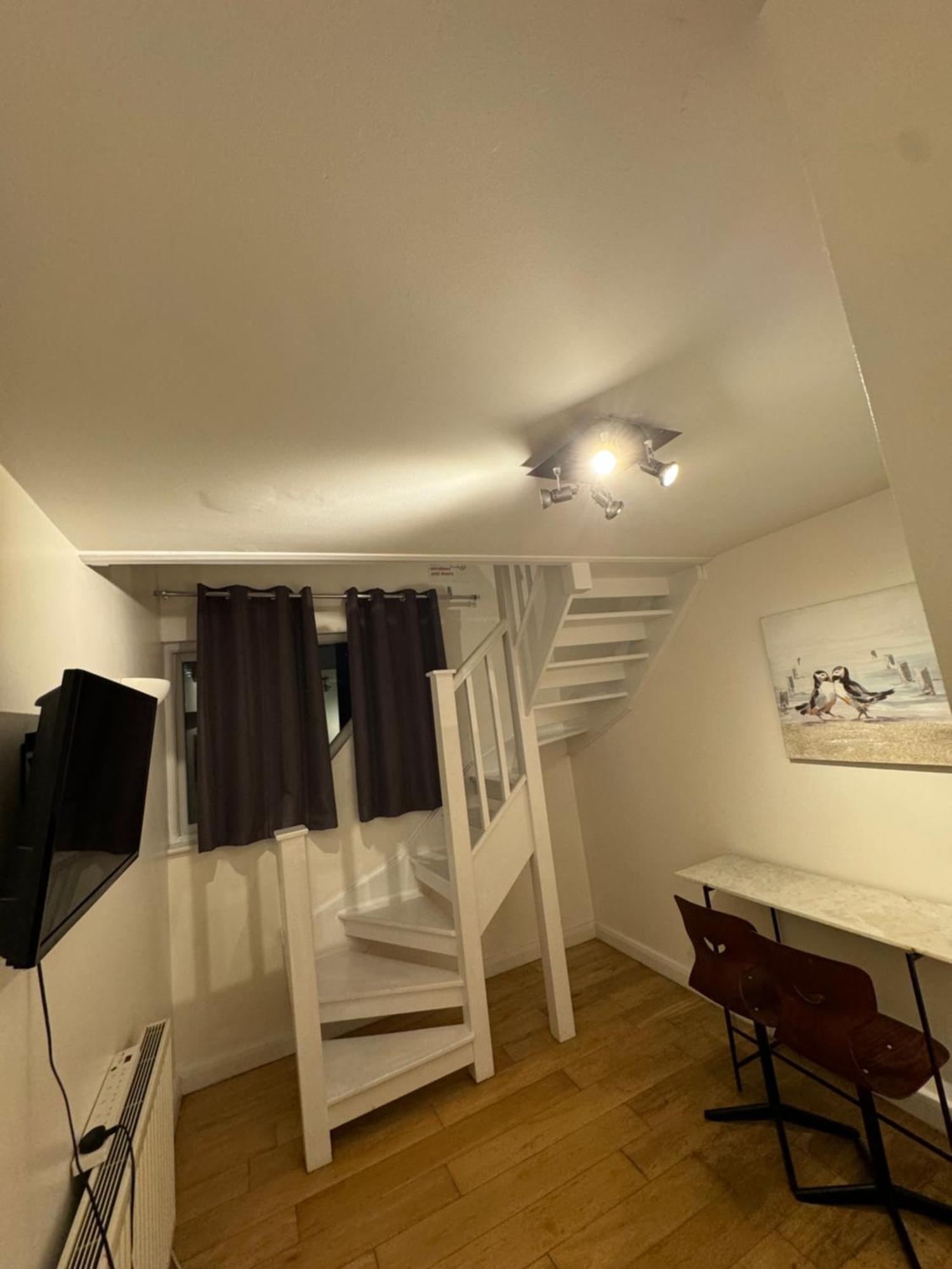 Cozy Rooms Near Central Londra Esterno foto