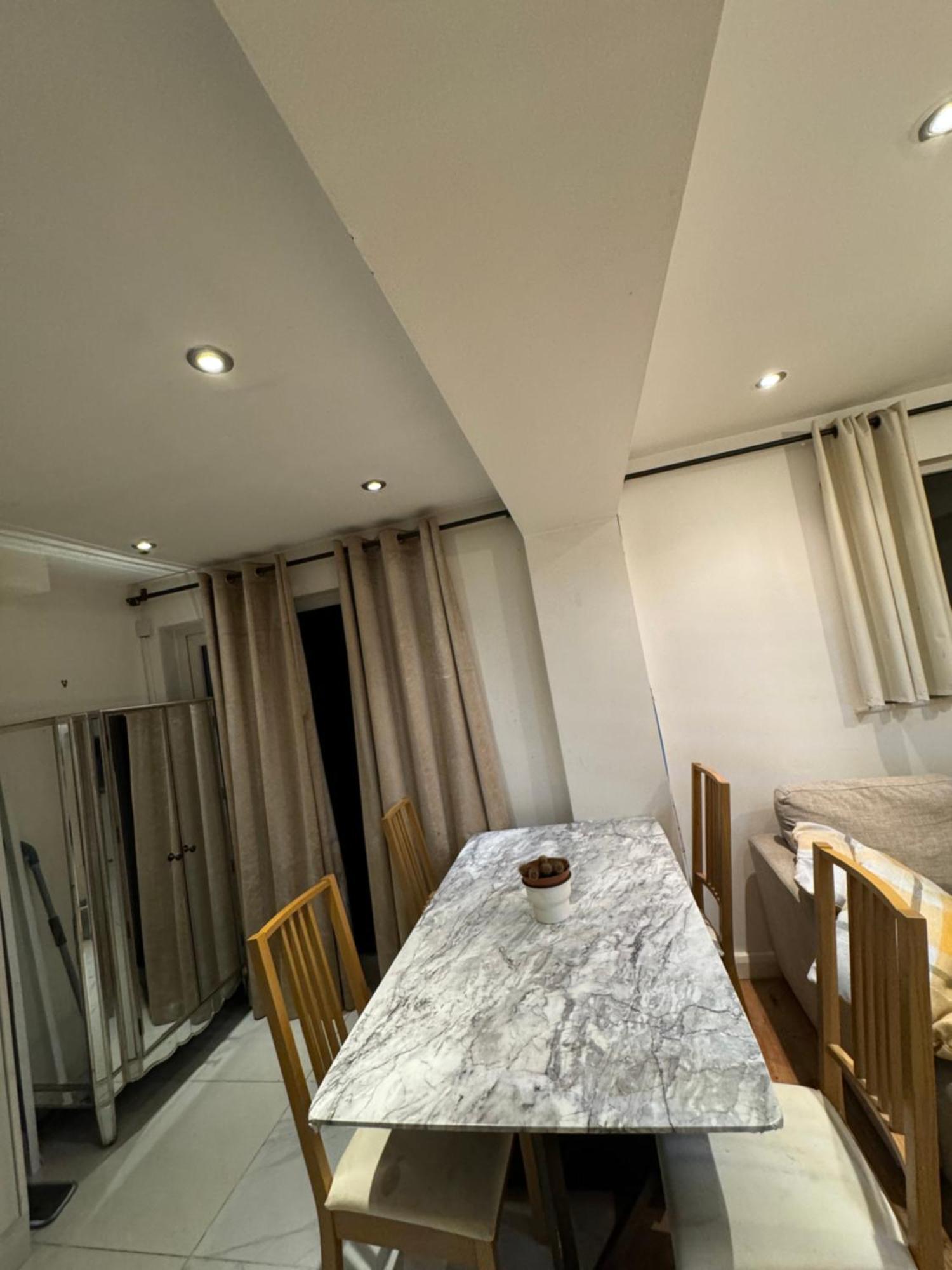Cozy Rooms Near Central Londra Esterno foto