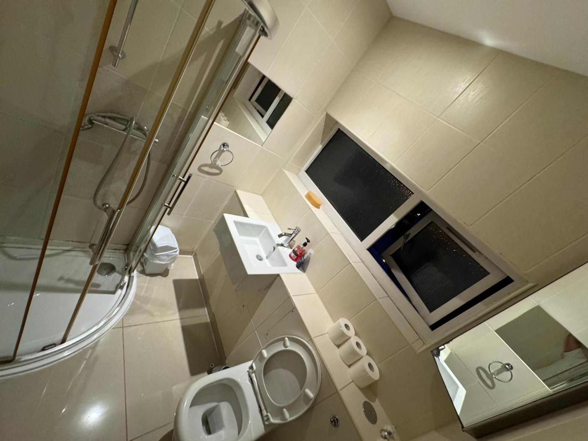 Cozy Rooms Near Central Londra Esterno foto