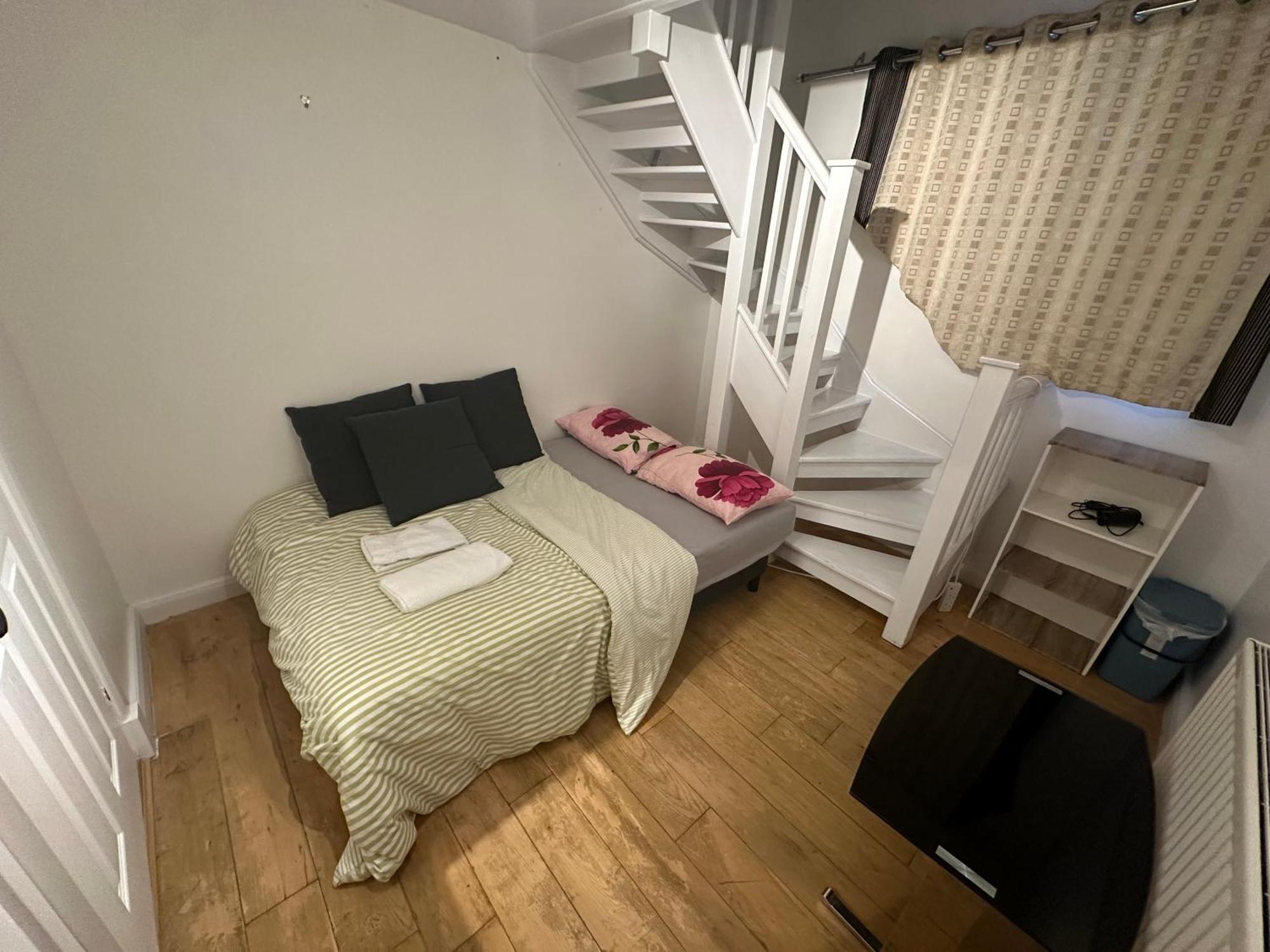 Cozy Rooms Near Central Londra Esterno foto